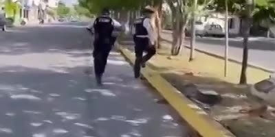 Cops can't stop naked dude