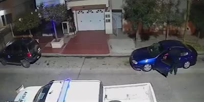 Cops Rob Drunk Driver In Argentina