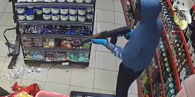 AK47 Wielding Thugs Rob The Store In Uganda