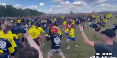 600 Vs. 600 Fist Fight In Russia.