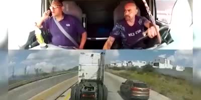 Armed Road Pirates Hijack Truck At Gunpoint On Highway In Mexico
