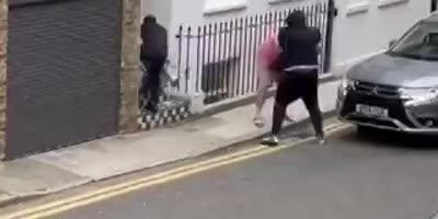 London:  thieves took a women watch off at knife point