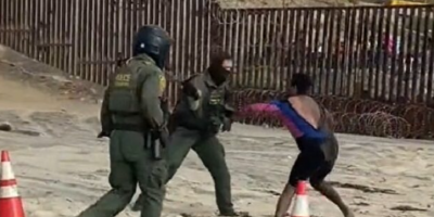 Texas Border Patrol Officers Get Into A Fight With Human Smuggler