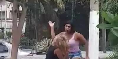 Side Girl Gets Smacked