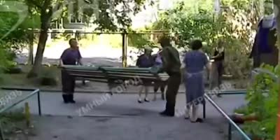 In Russia, grandmothers foiled a theft