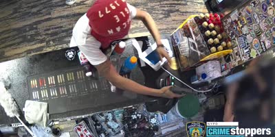 New Yorker  Shot Trying to Stop Smoke Shop Robbers