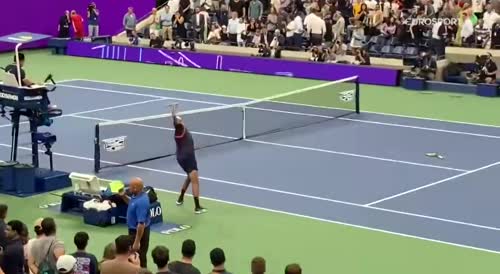 US Open 2022: Nick Kyrgios throws racket-smashing tantrum after losing to Karen Khachanov