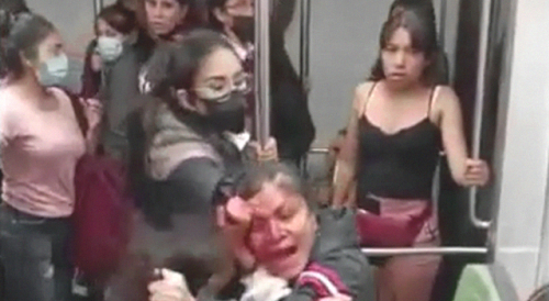 Mexico City Women Fight on Subway Train