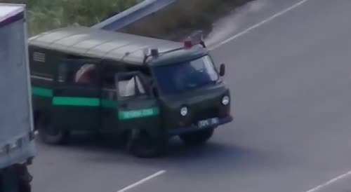 Belarusian border guards steal