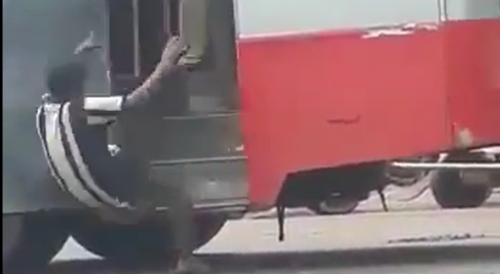 Drunk Man Kicked Out Of The Bus In India