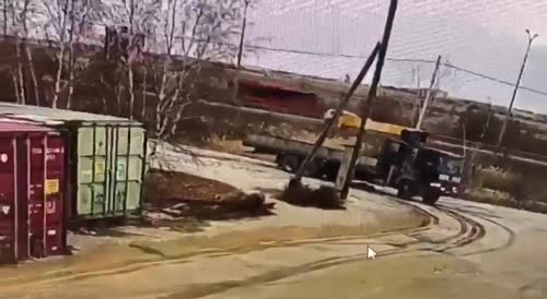 Elderly Couple Ran Over By Reversing Truck In Russia, Man Dies