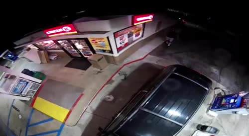 LA Man Gets Into A Fight With A Robber At The Gas Station