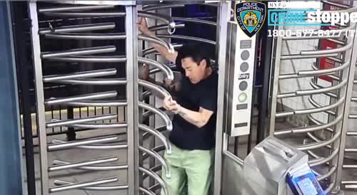 Queens Thief Traps Woman in Subway Turnstile