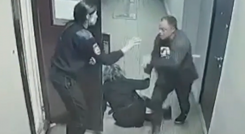 Russia: Drunk Businessman Attacks Female Cop