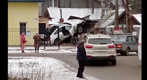 In Izhevsk, a drunk BMW driver killed a 69-year-old pedestrian