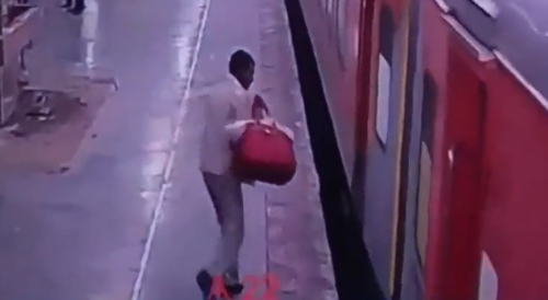 Dumb Passenger Falls Between Train & Platform In India