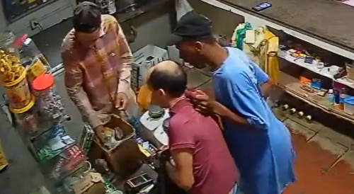 Robbers Tie Store Keeper In Brazil