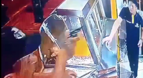 Grill Robbery In Ecuador