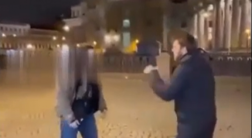 Moron Starts A Fight With Strangers In Russia