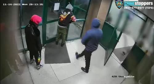 Brooklyn Thugs Shooti Each Other In Front Of Apartment