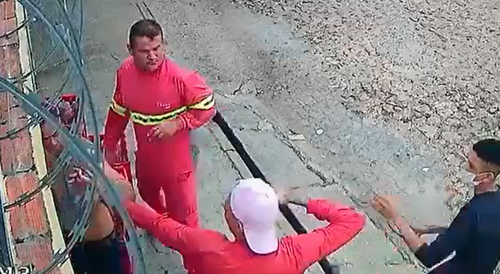 Firefighters Robbed At The Gun Point In Brazil