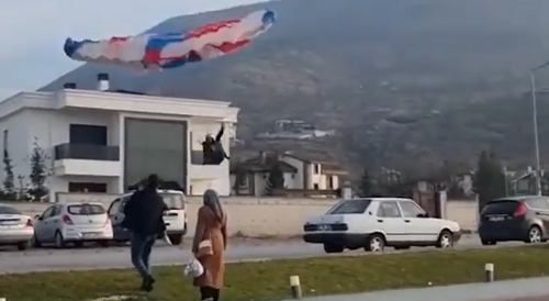 Paraglider Breaks His Pelvis