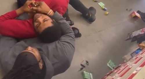 Family Dollar Workers Fight With Shoplifter