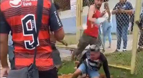 Thief Kicked In The Face In Manaus, Brazil