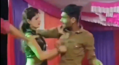 Female dancer not ready to mate gets slapped