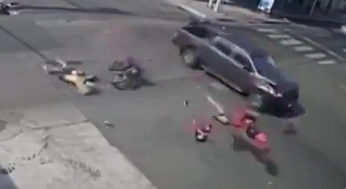 Pick Up Truck Destroys Bikers In Ecuador