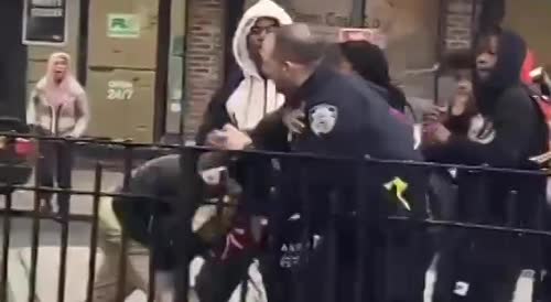 NYPD Cop Suspended for Punching Girl