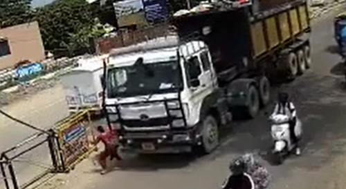 45YO Reckless Woman Killed By Truck In India