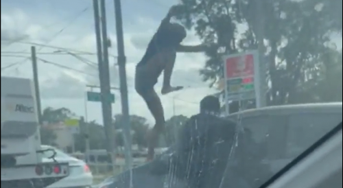 Road Rage Incident at Florida Traffic Light