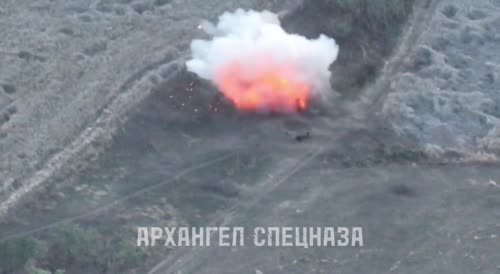 Holy shit! ATGM flew near the Ukrainian military group