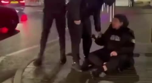 Man Kicked & Mugged In Manchester
