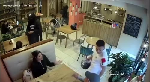 people are mugged in a cafe shop