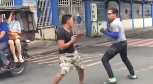 Two Filipinos Fight It Out(repost)