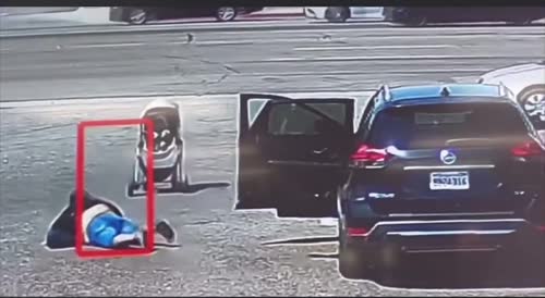Heroic Stranger Saves Stroller Rolling Into Traffic, Obese Mom Keeps Falling