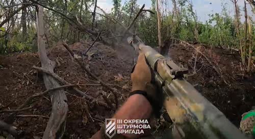 Close Combat Footage From the Ukraine Battlefield