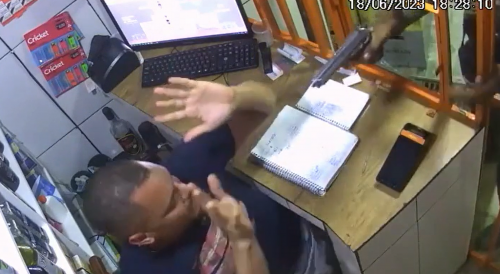Employee Gets Into A Wild Shootout, Gets Shot Through The Table