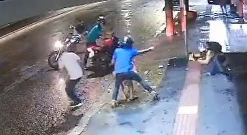 Motorcycle Theft Doesn`t Go As Planned
