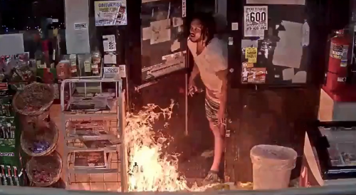 Detroit Arsonist Sets Gas Station on Fire
