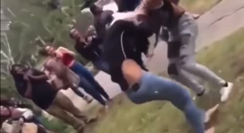 Girl Lands a 'Sparta' Kick to Rival