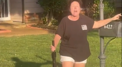 Armed With Rifle Mississippi Racist Woman Confronts Black amily On ATV
