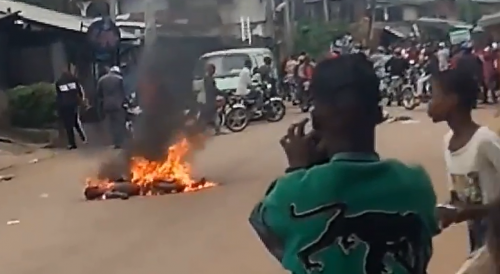 Nigerian Thief Set on Fire