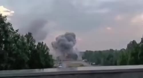 Russian missile captured on video in its attack on Zaporizhzhya yesterday