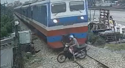 Trains Continue to Win in Vietnam