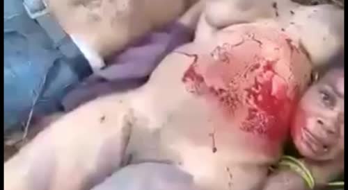 BEHEADED WOMAN GETS HER PUSSY CUT OFF TOO(repost)