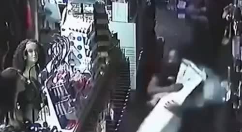 Looting on a store!