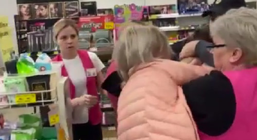 Woman Starts A Fight With A Beauty Supply Employees Over Prices
